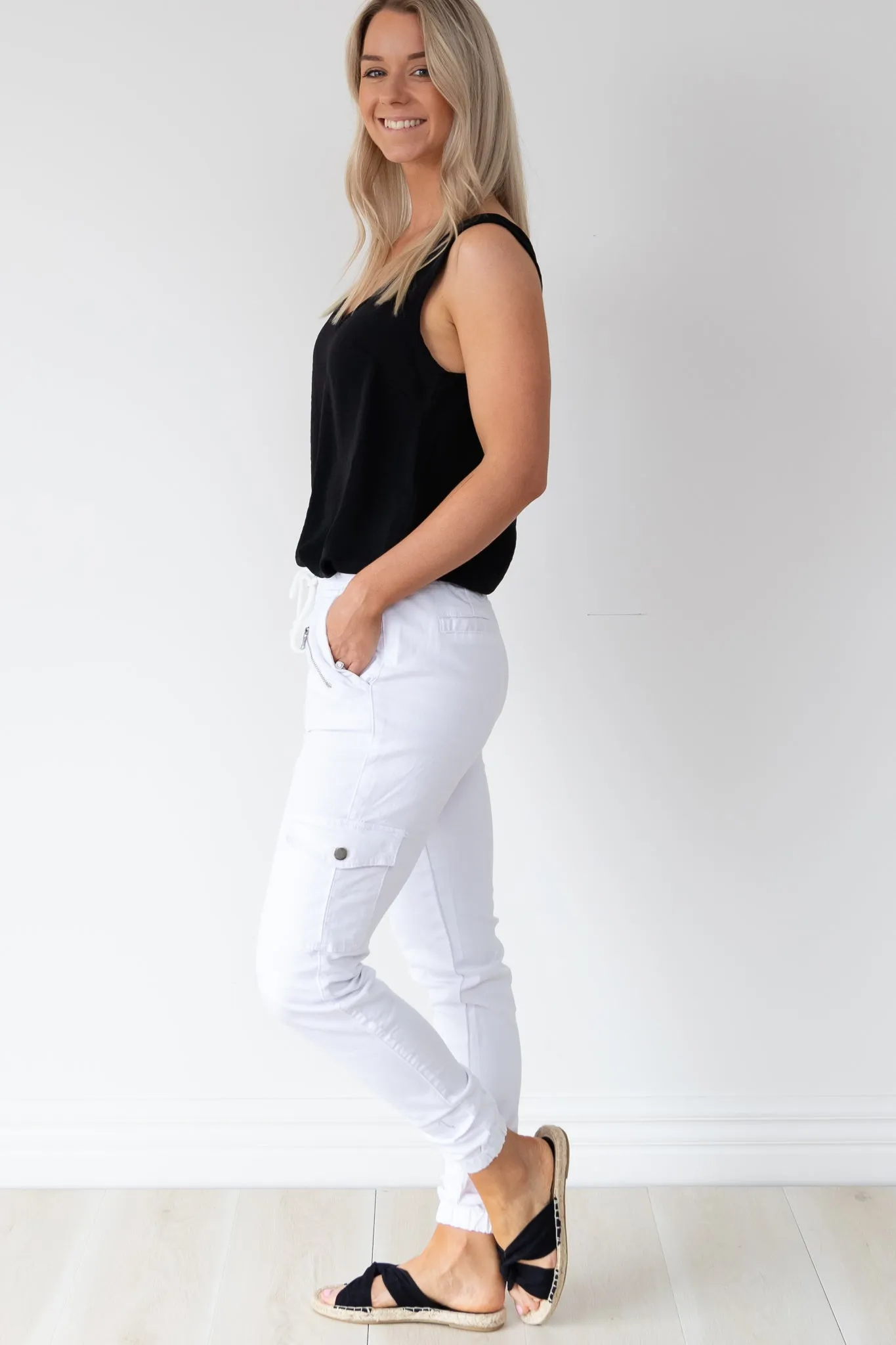 Ash Joggers - White