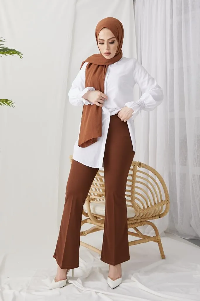 BNG Women Spanish Flared Fabric Pants Brown - Clermont