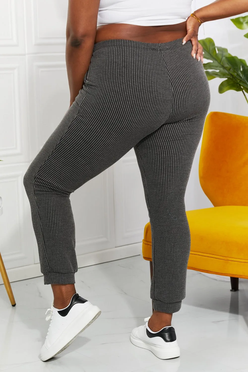 Easy Living: Ribbed Joggers