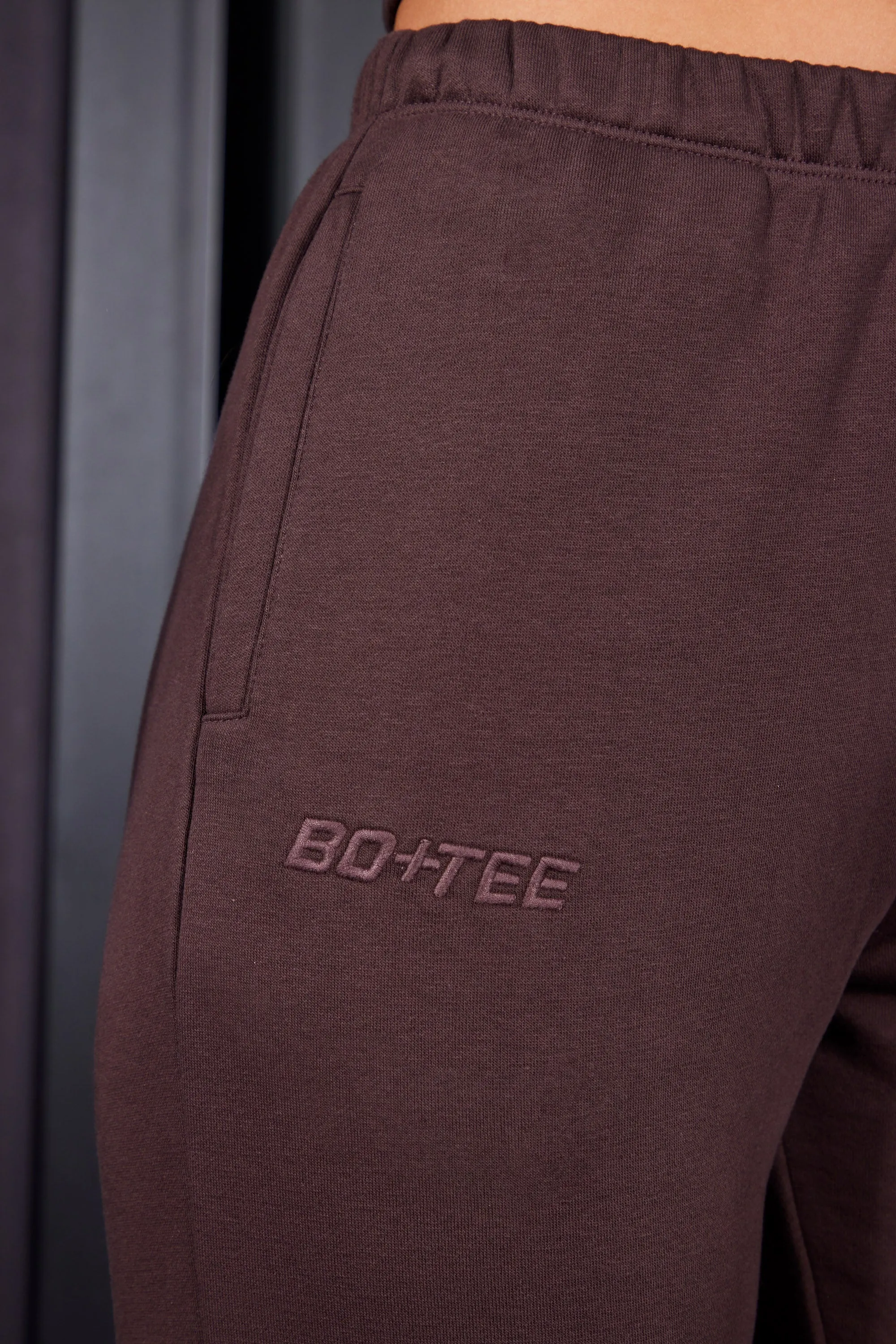 Petite Slim Fit Jogger Bottoms in Brown