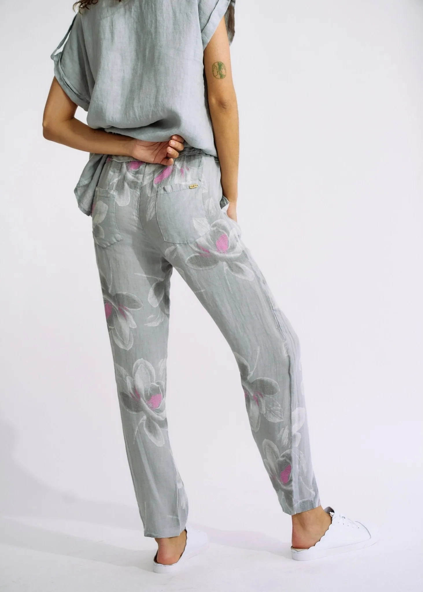 Pure Linen Italian Floral Printed Joggers in Pearl Grey