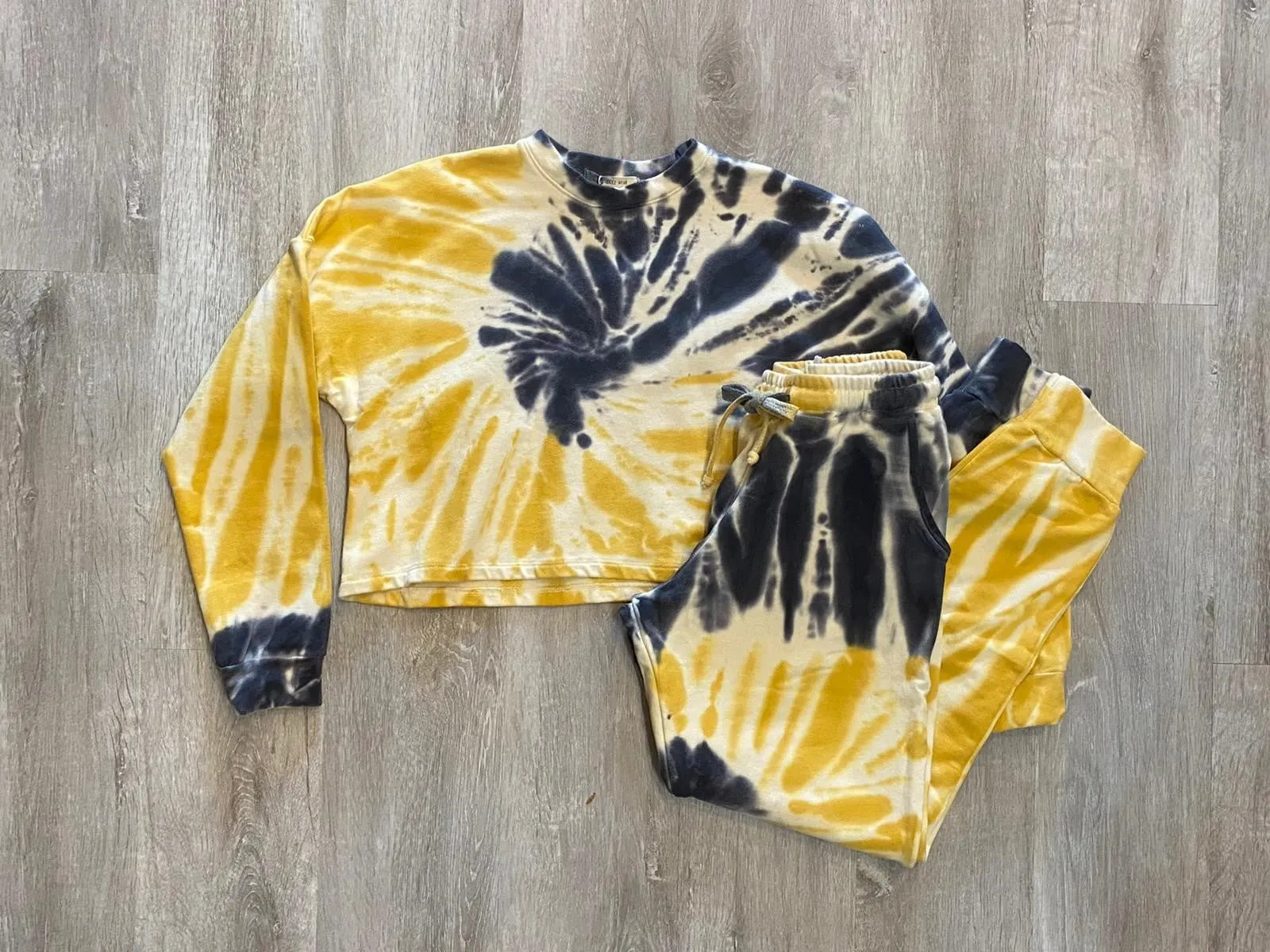 Sabz Joggers Set - Yellow