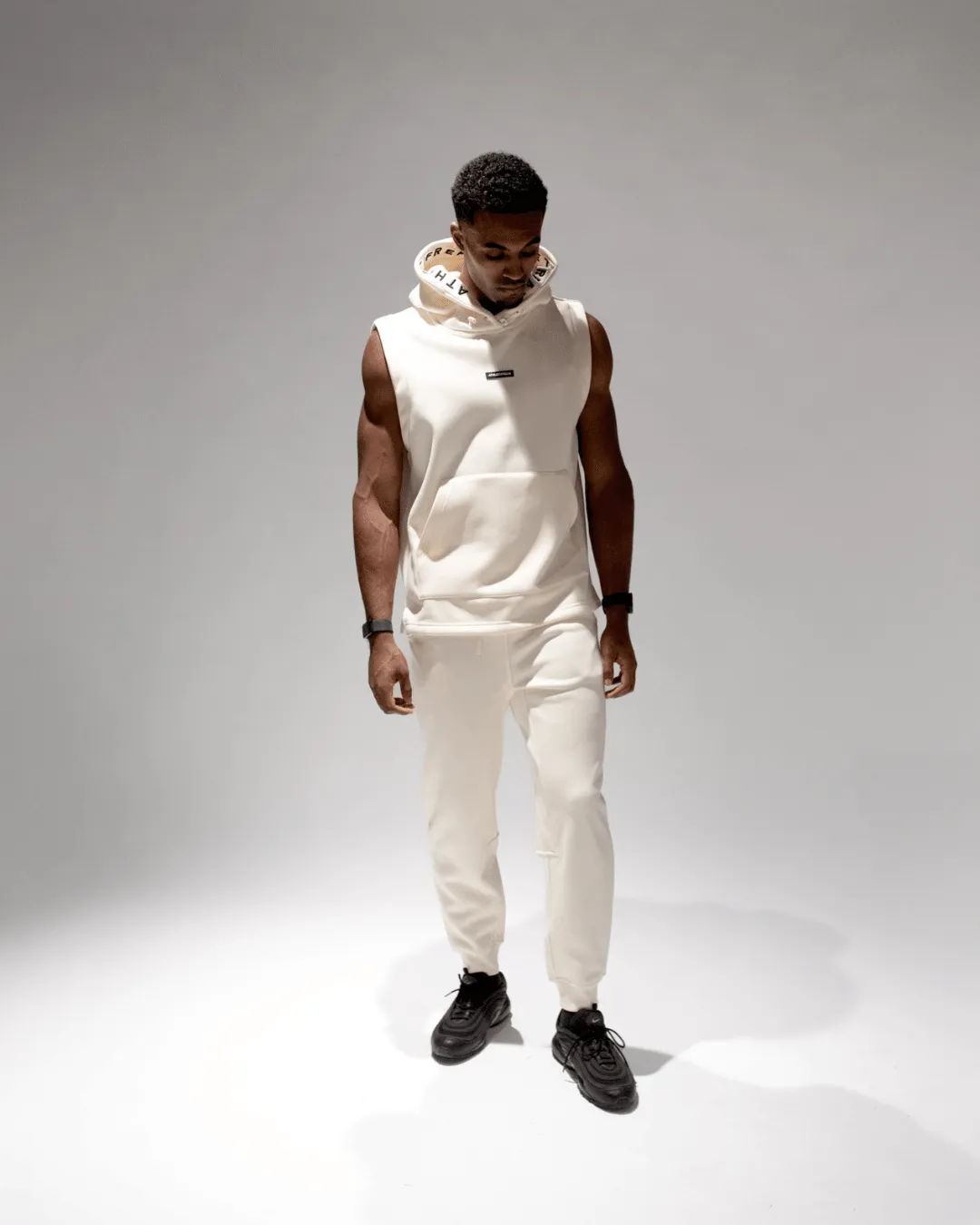 [ULTRALUX] Offline Joggers - Ivory