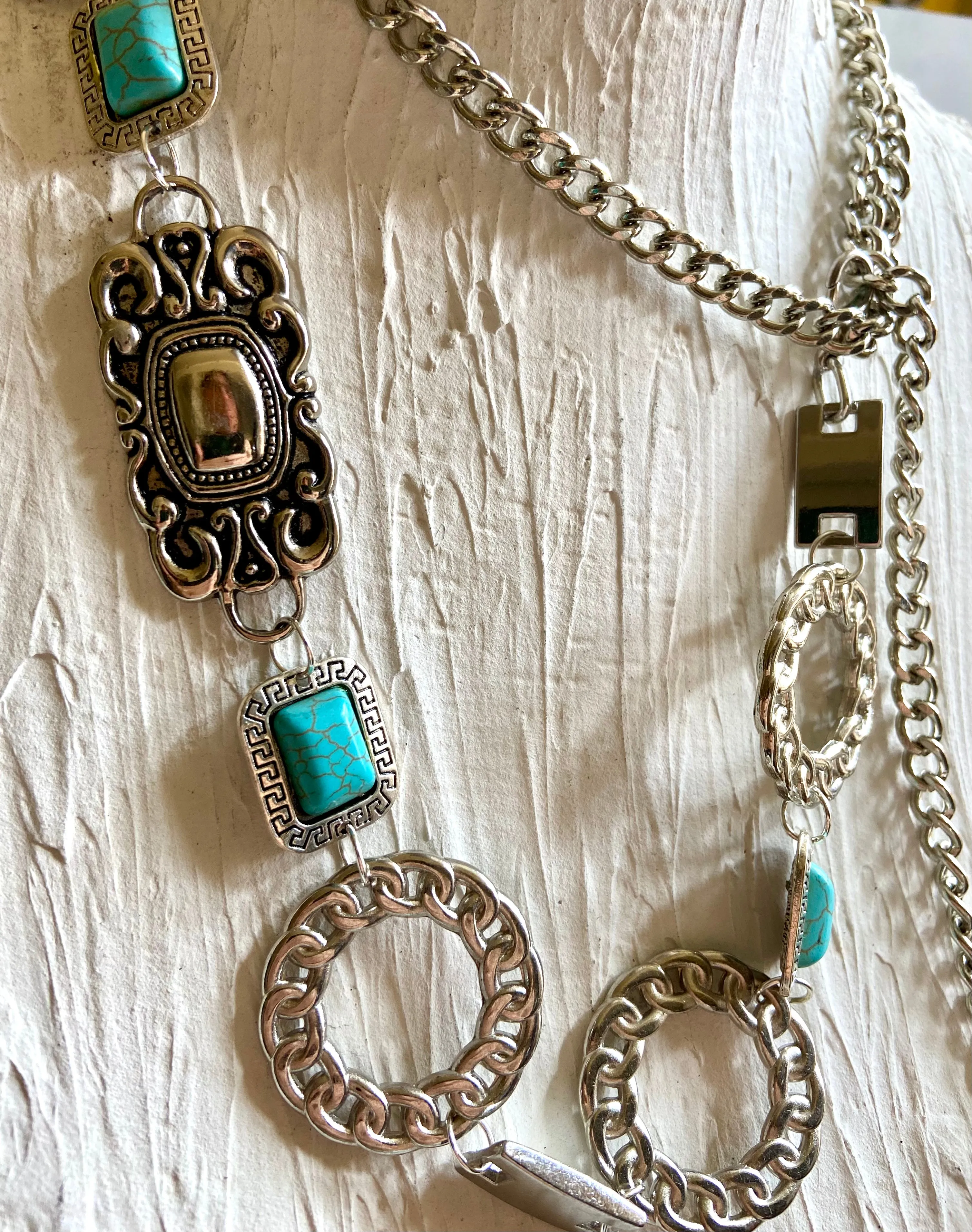 Waist chain belt