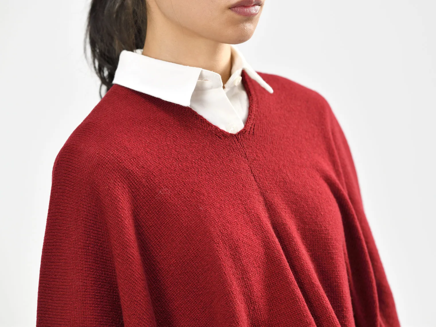 Yoko Poncho / Soft Alpaca Large Cable Pattern