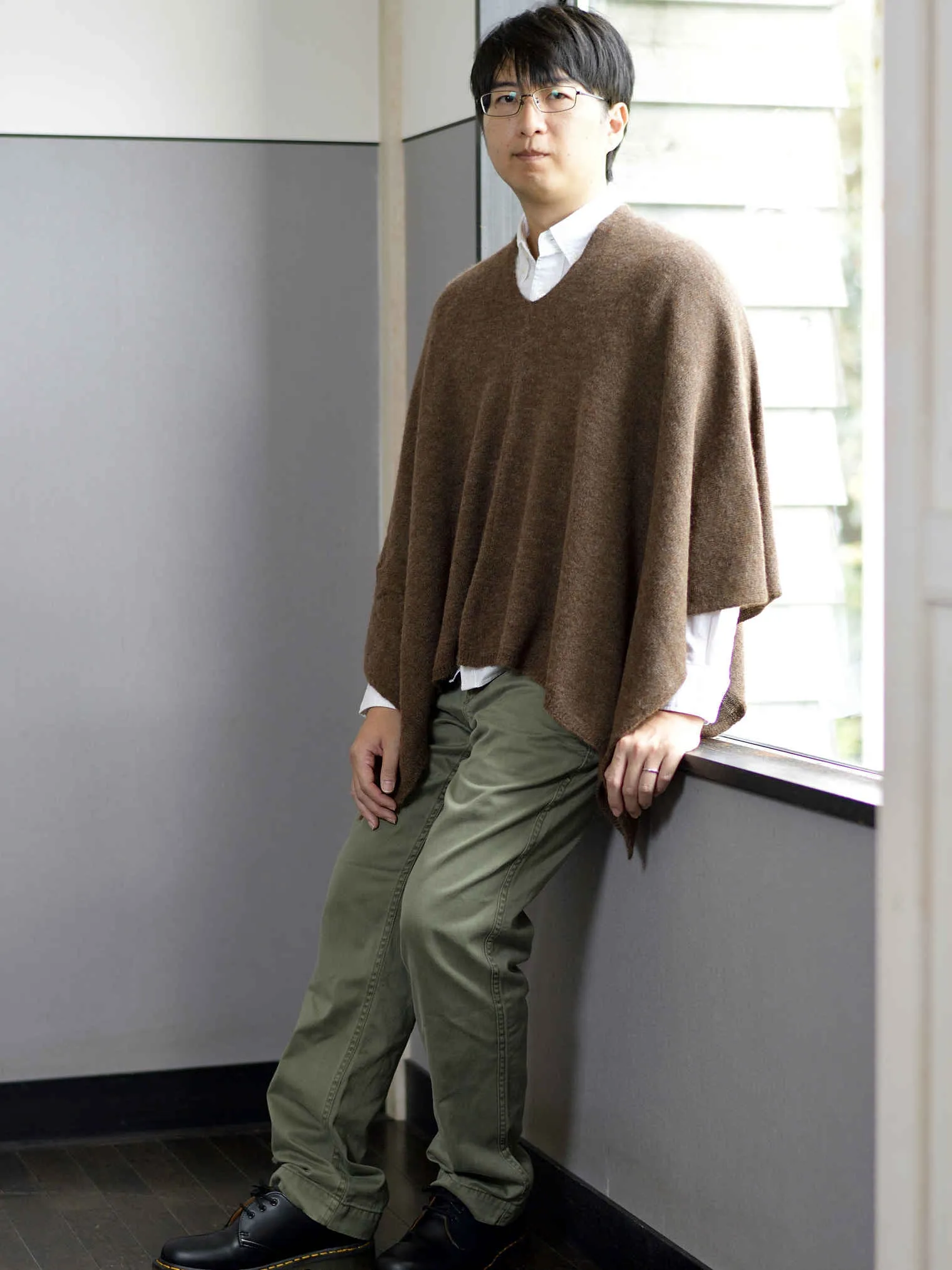 Yoko Poncho / Soft Alpaca Large Cable Pattern